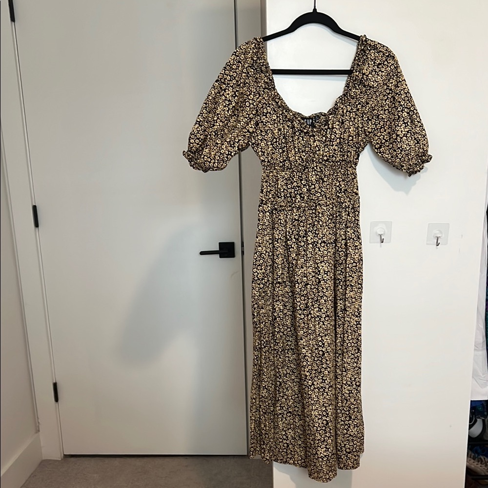 GAP Brown and Tan Puff Sleeve Sundress